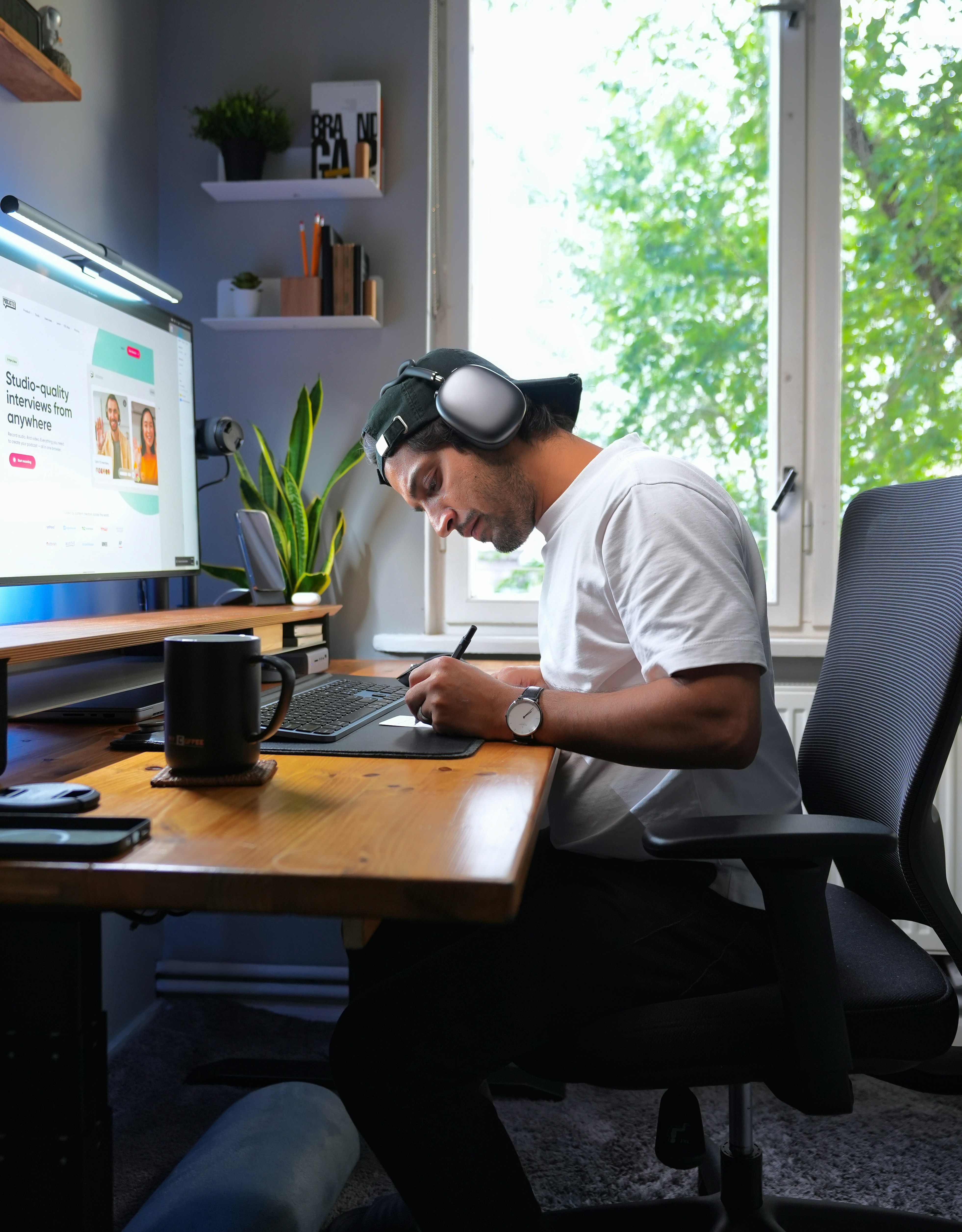 Content Repurposing Mastery: Turn Your Digital Content into Multiple Revenue Streams